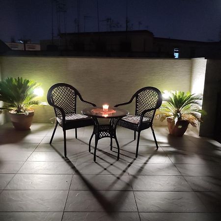 דירות נאפולי La Terrazza Del Corso מראה חיצוני תמונה