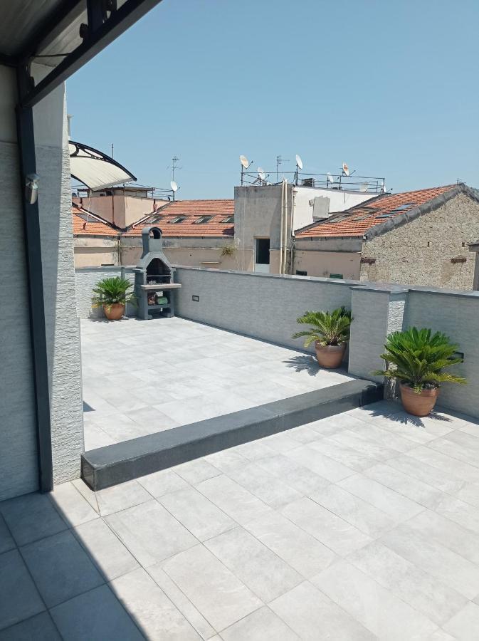 דירות נאפולי La Terrazza Del Corso מראה חיצוני תמונה
